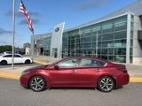 Used 2017 Nissan Altima 2.5 SR image 2