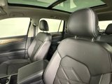 Used 2024 Volkswagen Atlas SE image 6