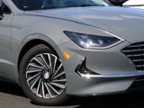 Used 2023 Hyundai Sonata SEL image 3