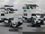 Used 2019 Jeep Cherokee Latitude Plus image 2
