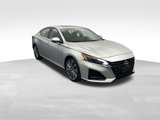 Used 2023 Nissan Altima 2.5 SL image 2
