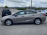 Used 2018 Chevrolet Cruze LT w/ Convenience Package image 2