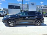 Used 2023 Nissan Murano SV image 2