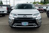 Used 2020 Mitsubishi Outlander SE image 2