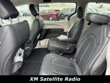 Used 2018 Chrysler Pacifica Touring-L w/ Tire & Wheel Group image 5