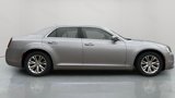 Used 2017 Chrysler 300 Limited image 2
