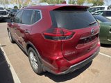 Used 2018 Nissan Rogue SV image 4