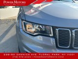 Used 2019 Jeep Grand Cherokee Laredo image 4