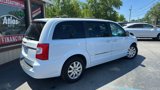 Used 2016 Chrysler Town & Country Touring w/ Driver Convenience Group image 5