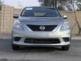 Used 2013 Nissan Versa SV image 2