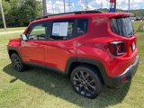 Used 2023 Jeep Renegade Latitude image 4
