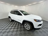 New 2025 Jeep Compass Latitude image 2