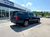 Used 2018 Chevrolet Suburban Premier image 2