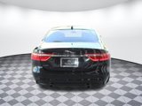 Used 2018 Jaguar XF Premium image 4