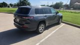 Used 2023 Jeep Grand Cherokee L Limited w/ Luxury Tech Group II image 4