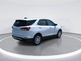 Used 2022 Chevrolet Equinox LT image 2