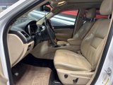Used 2019 Jeep Grand Cherokee Limited w/ Luxury Group II image 4