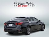 Used 2024 Nissan Altima 2.5 SV image 4