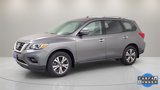 Used 2020 Nissan Pathfinder S image 3