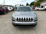 Used 2017 Jeep Cherokee Latitude w/ Comfort/Convenience Group image 2