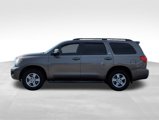 Used 2016 Toyota Sequoia SR5 image 2