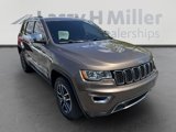 Used 2017 Jeep Grand Cherokee Limited w/ Trailer Tow Group IV image 2