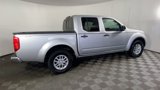 Used 2015 Nissan Frontier SV image 2