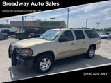 Used 2010 Chevrolet Suburban LT image 2