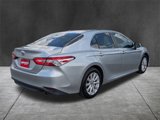 Used 2018 Toyota Camry LE image 4