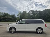 Used 2013 Chrysler Town & Country Touring image 5