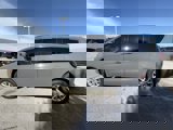 Used 2022 Chrysler Pacifica Touring-L image 3