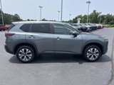 Used 2023 Nissan Rogue SV image 4