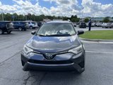 Used 2018 Toyota RAV4 LE image 2