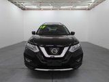 Used 2017 Nissan Rogue SL image 2