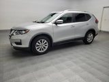 Used 2020 Nissan Rogue SV image 2