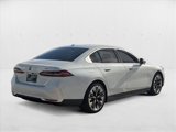 New 2026 BMW i5 eDrive40 w/ Premium Package image 2