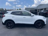 Used 2024 Buick Encore GX Sport Touring image 2