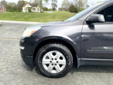 Used 2015 Chevrolet Traverse LS image 2