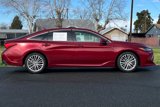 Used 2019 Toyota Avalon Limited image 4