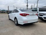 Used 2017 Hyundai Sonata SE image 5
