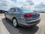 Used 2018 Volkswagen Passat 2.0T SEL Premium image 3