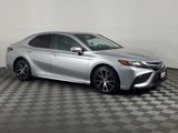 Used 2022 Toyota Camry SE image 2