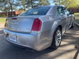 Used 2016 Chrysler 300 Limited image 5