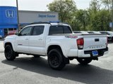Used 2017 Toyota Tacoma TRD Sport image 3