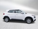 New 2025 Hyundai Venue SE image 2