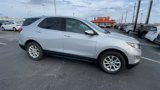 Used 2019 Chevrolet Equinox LT image 3