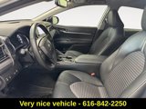 Used 2023 Toyota Camry SE image 6