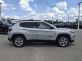 New 2025 Jeep Compass Latitude image 3