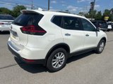 Used 2018 Nissan Rogue SV w/ Premium Package image 5
