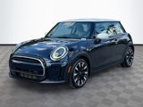 Used 2022 MINI Cooper 2-Door Hardtop image 3